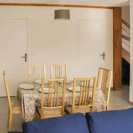 度假居 3 Bedroom Amazing In 埃尔德旺